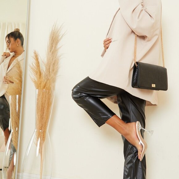 PrettyLittleThing Embossed Mini Square Cross Body Bag - Picture 1 of 9